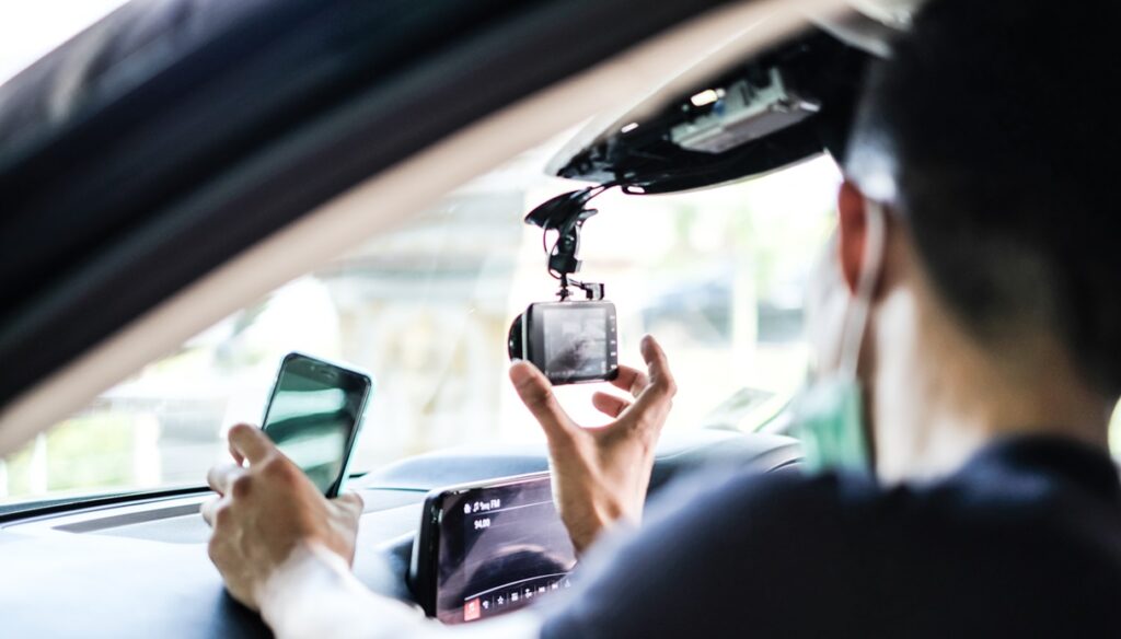 trasformare lo smarthphone in una dashcam