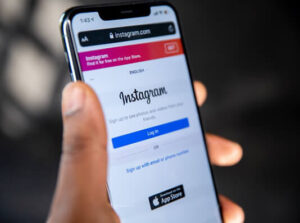 Come recuperare un account Instagram rubato o hackerato: guida completa